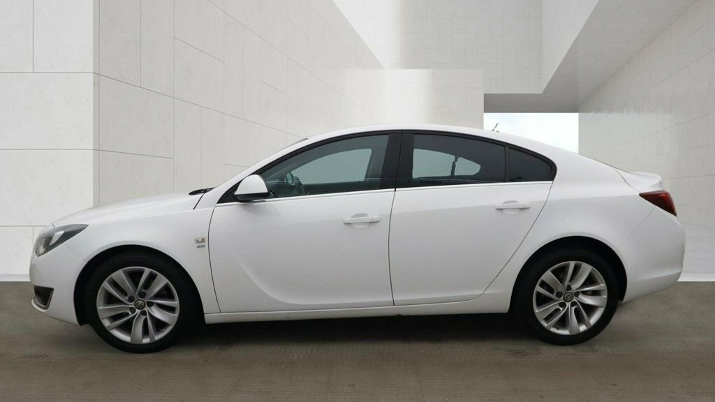 Vauxhall Insignia 2L Sri BN15JWL White #6