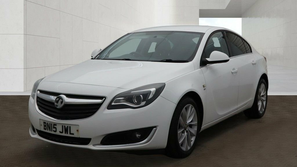 Vauxhall Insignia 2L Sri BN15JWL White #2