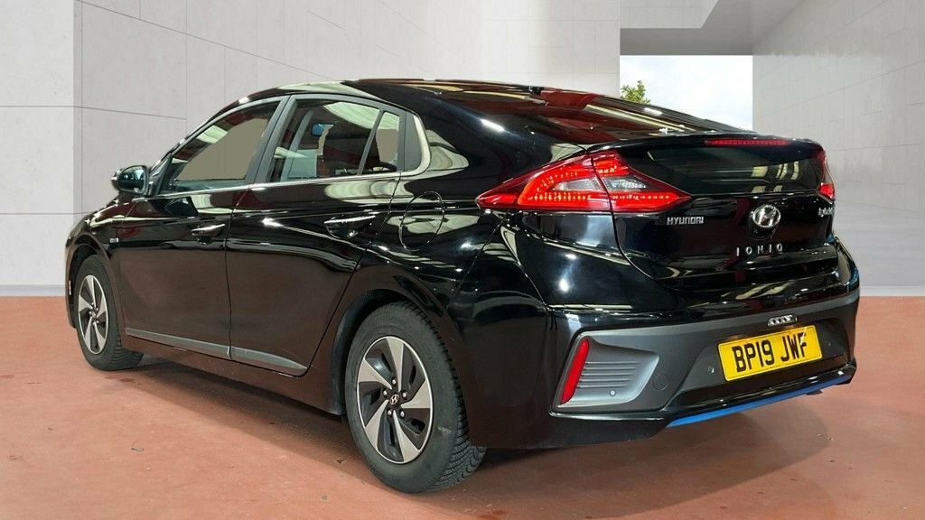 Hyundai Ioniq 1L Premium BP19JWF Black #2