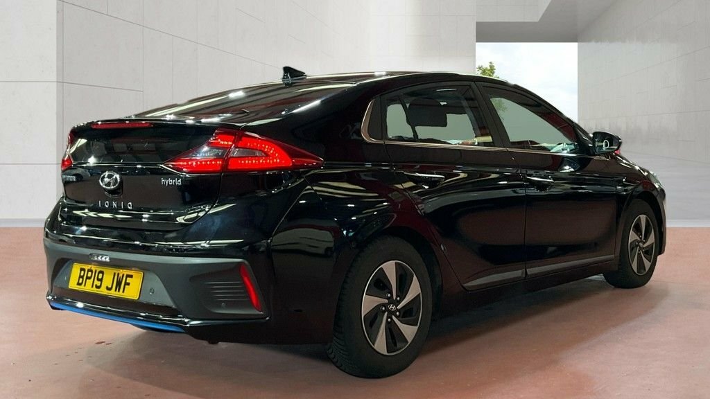 Hyundai Ioniq 1L Premium BP19JWF Black #3