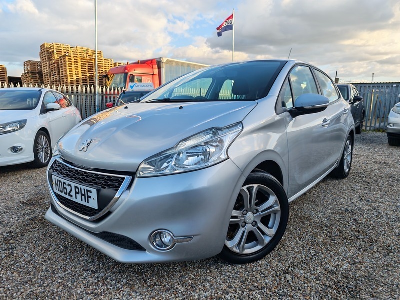 Peugeot 208 Hatchback HD62PHF Silver #3