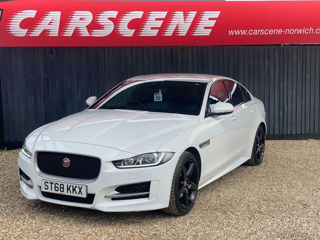 Jaguar XE Saloon 2.0D R-sport Euro 6 Ss 201868 ST68KKX White #6