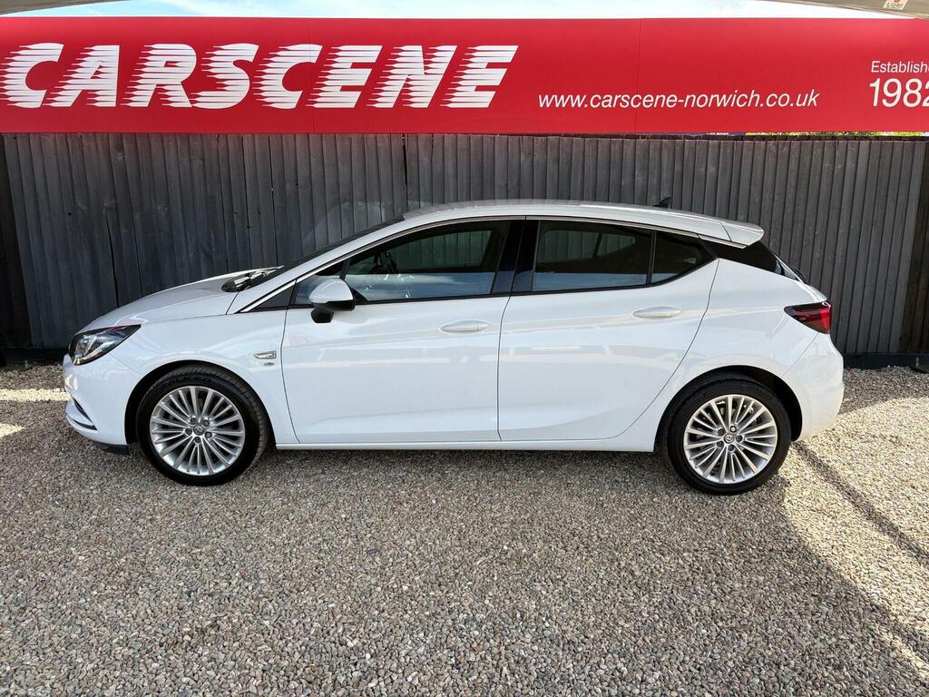 Vauxhall Astra Hatchback 1.6 Cdti Biturbo Blueinjection Elite Nav FG68YNE White #5