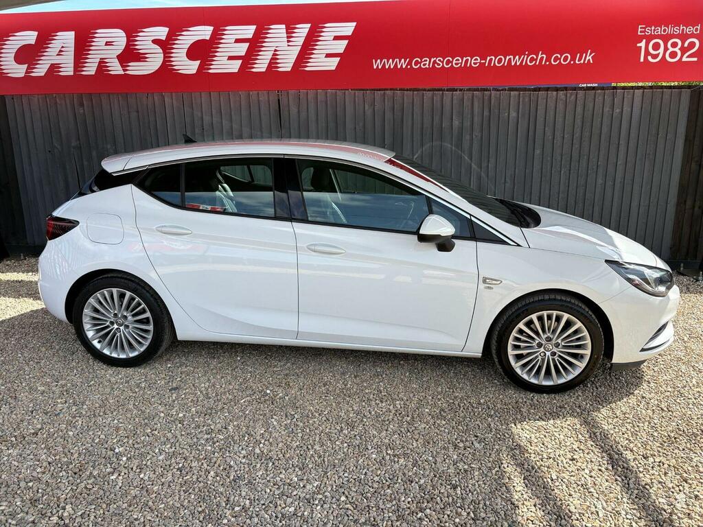 Vauxhall Astra Hatchback 1.6 Cdti Biturbo Blueinjection Elite Nav White