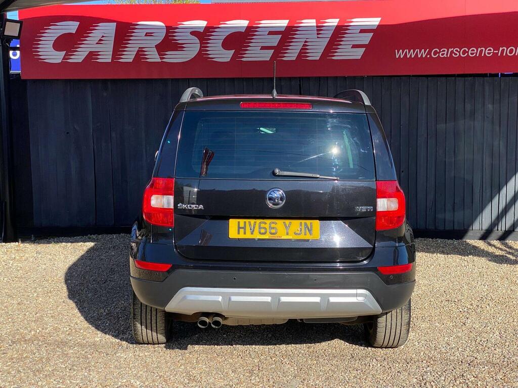 Skoda Yeti Suv 2.0 Tdi Se L Outdoor Euro 6 Ss 201666 HV66YJN Black #3