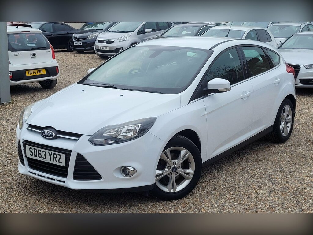 Ford Focus 1.6 Zetec Euro 5 SD63YRZ White #2
