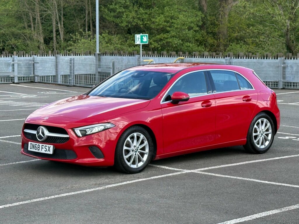 Mercedes-Benz A Class 1.5 A180d Sport Executive 7G-dct Euro 6 Ss DN68FSX Red #4