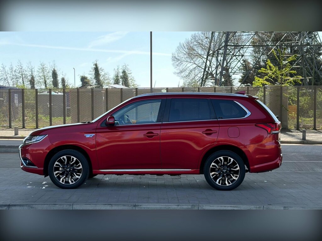 Mitsubishi Outlander 2.0H 12Kwh 4H Suv Plug-in Hybrid Cvt 4W Red #5