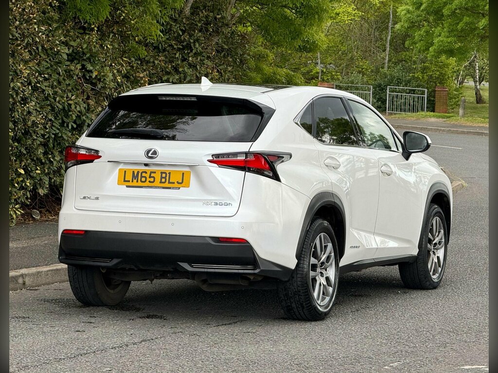 Lexus NX 2.5 300H Luxury E-cvt 4Wd Euro 6 Ss LM65BLJ White #2