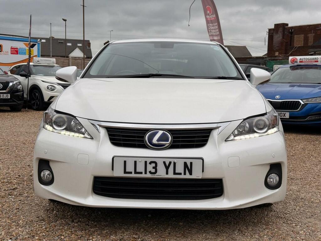 Lexus CT Hybrid LL13YLN White #3