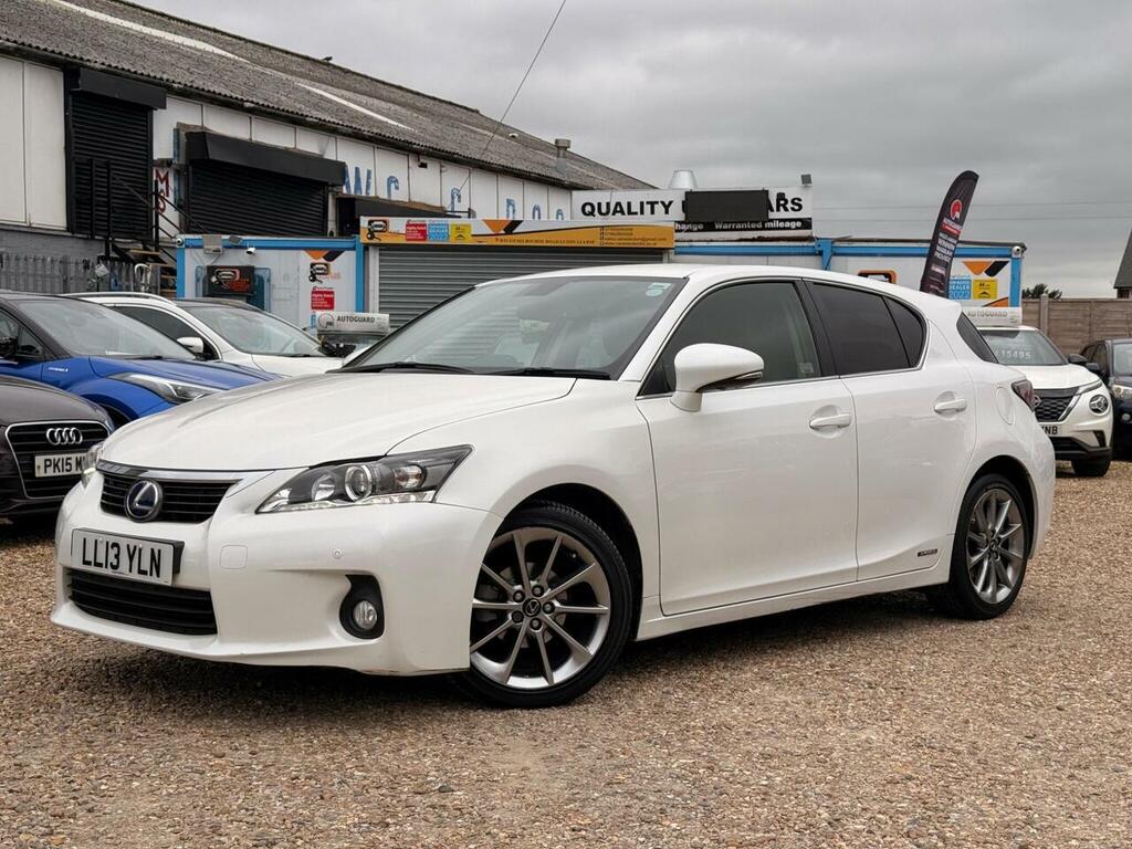 Lexus CT Hybrid White