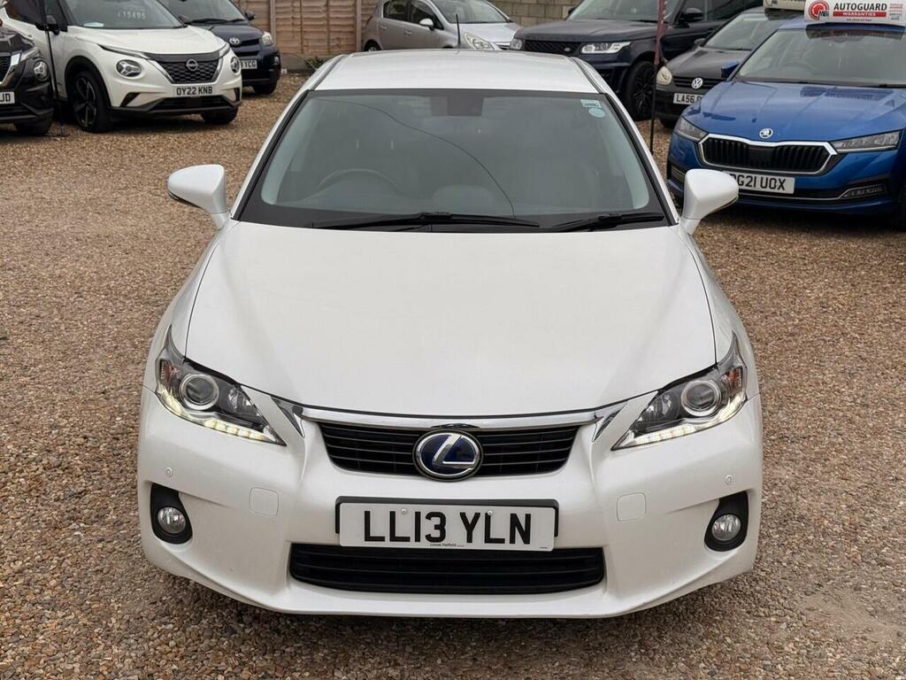 Lexus CT Hybrid LL13YLN White #4