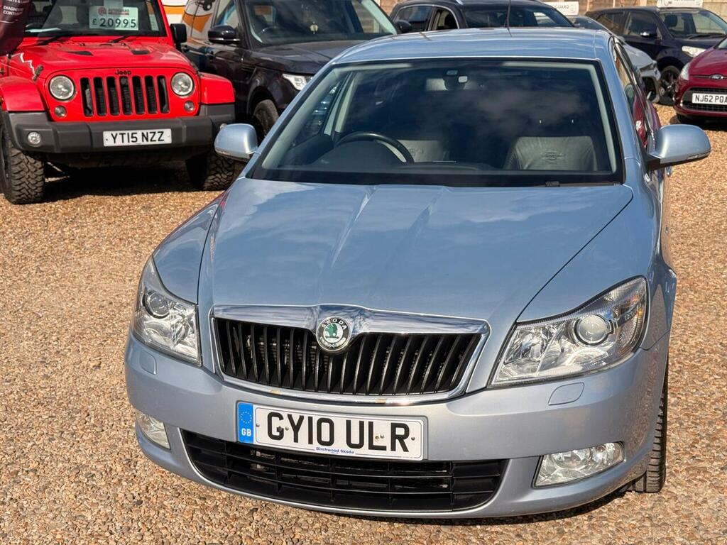 Skoda Octavia Petrol GY10ULR Blue #4