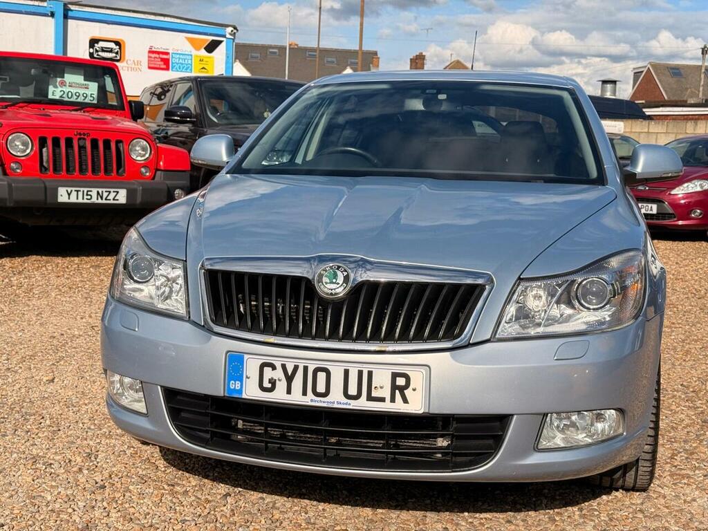 Skoda Octavia Petrol GY10ULR Blue #3