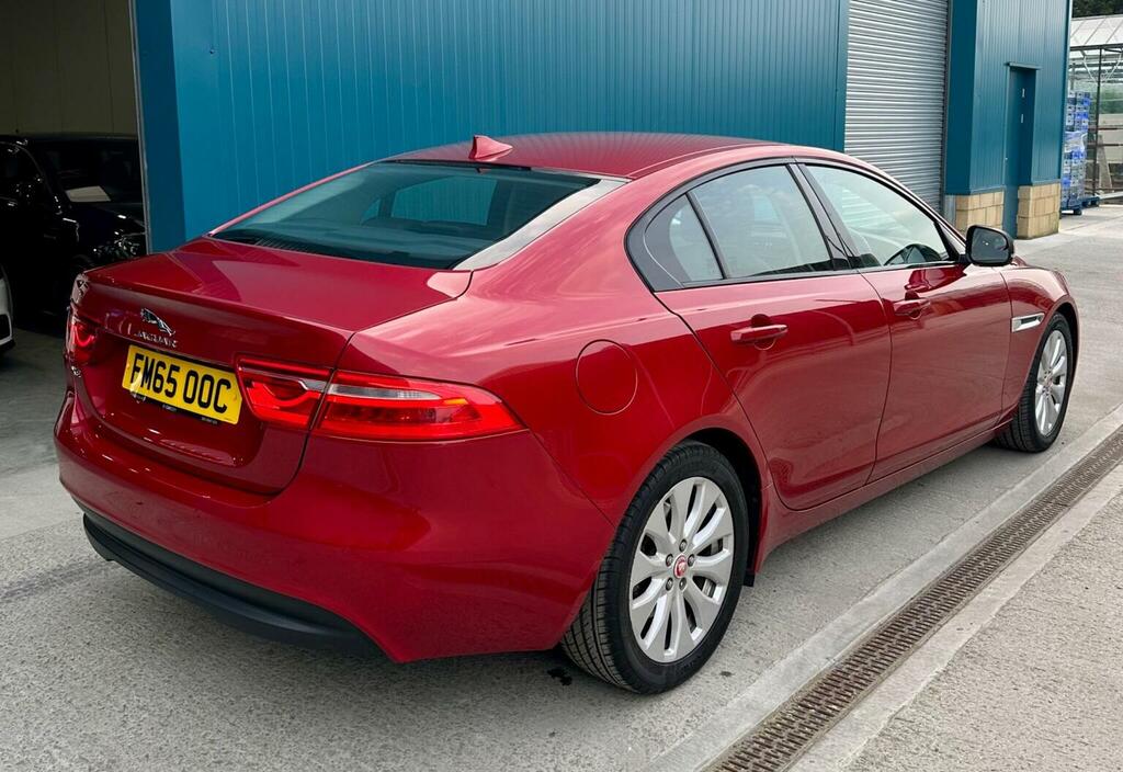 Jaguar XE Saloon 2.0D Prestige Euro 6 Ss 20166 FM65OOC Red #2
