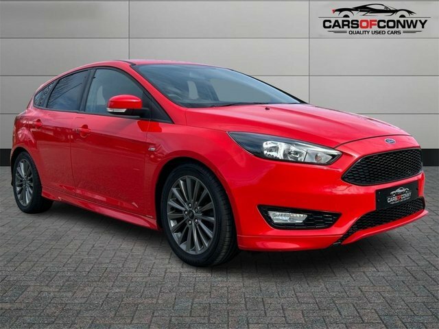 Ford Focus 1.0T Ecoboost St-line Hatchback Red