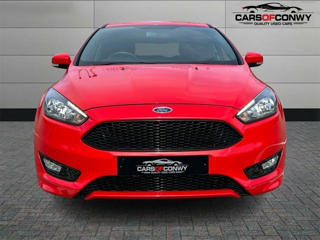 Ford Focus 1.0T Ecoboost St-line Hatchback YE18MWD Red #2