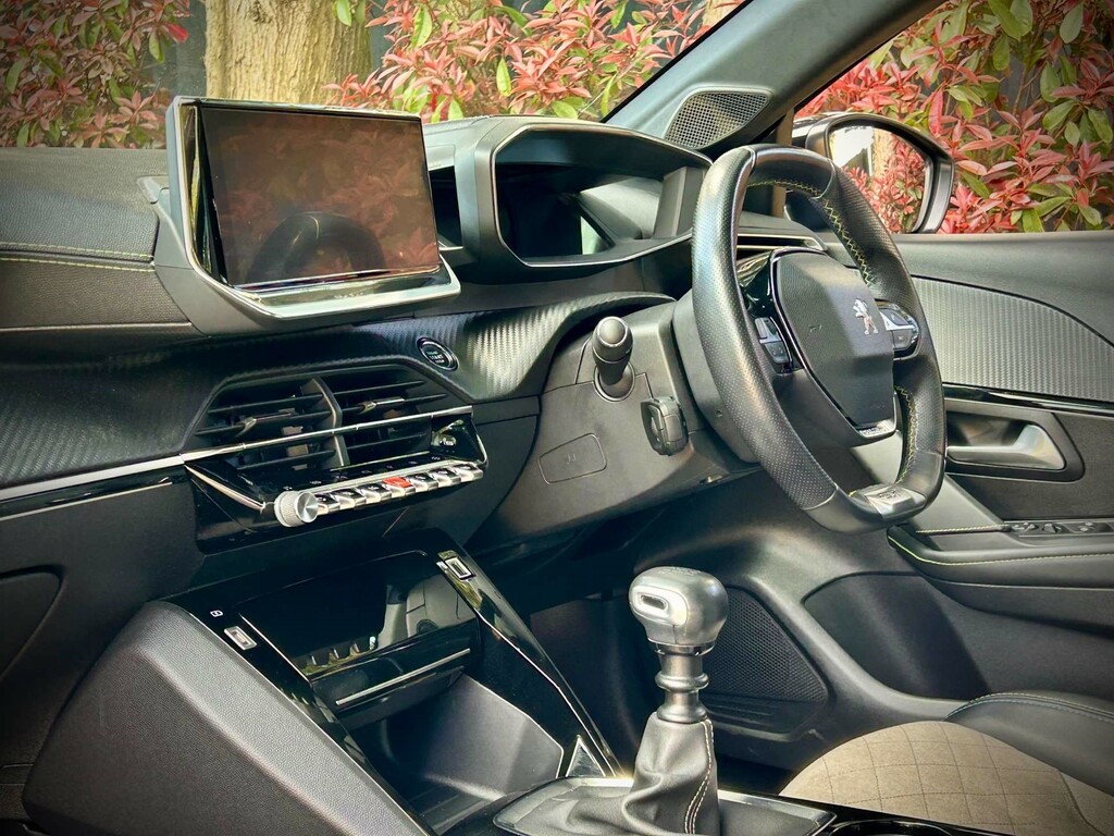 Peugeot 208 Gt Premium Puretech Ss LM21DYX  #3