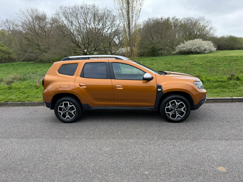 Dacia Duster 1.5 Blue Dci Prestige Euro 6 FA19XRY Orange #3