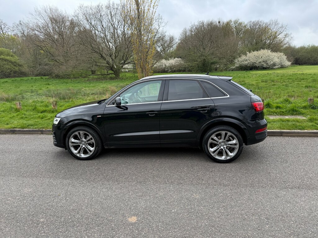 Audi Q3 2.0 Tdi Quattro S-line Euro 6 DL66LDC Black #5