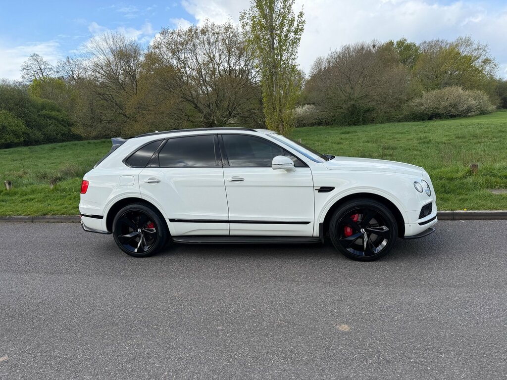 Bentley Bentayga 4.0 V8 4Wd Euro 6 - 7 Seater DC18NBK White #2