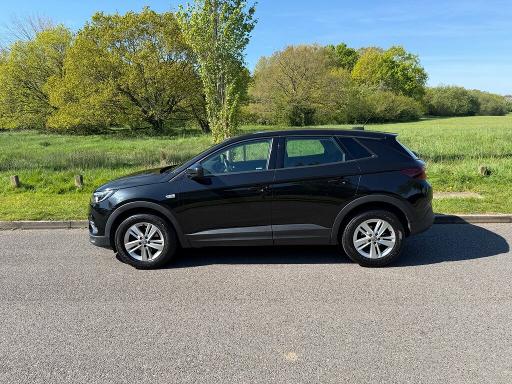 Vauxhall Grandland X 1.6 Turbo D Blueinjection Se Euro 6 DY68TXE Black #4