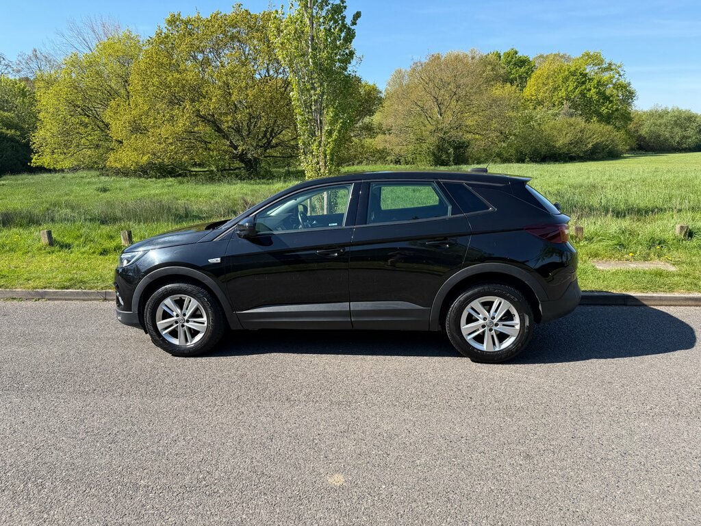 Vauxhall Grandland X 1.6 Turbo D Blueinjection Se Euro 6 DY68TXE Black #5