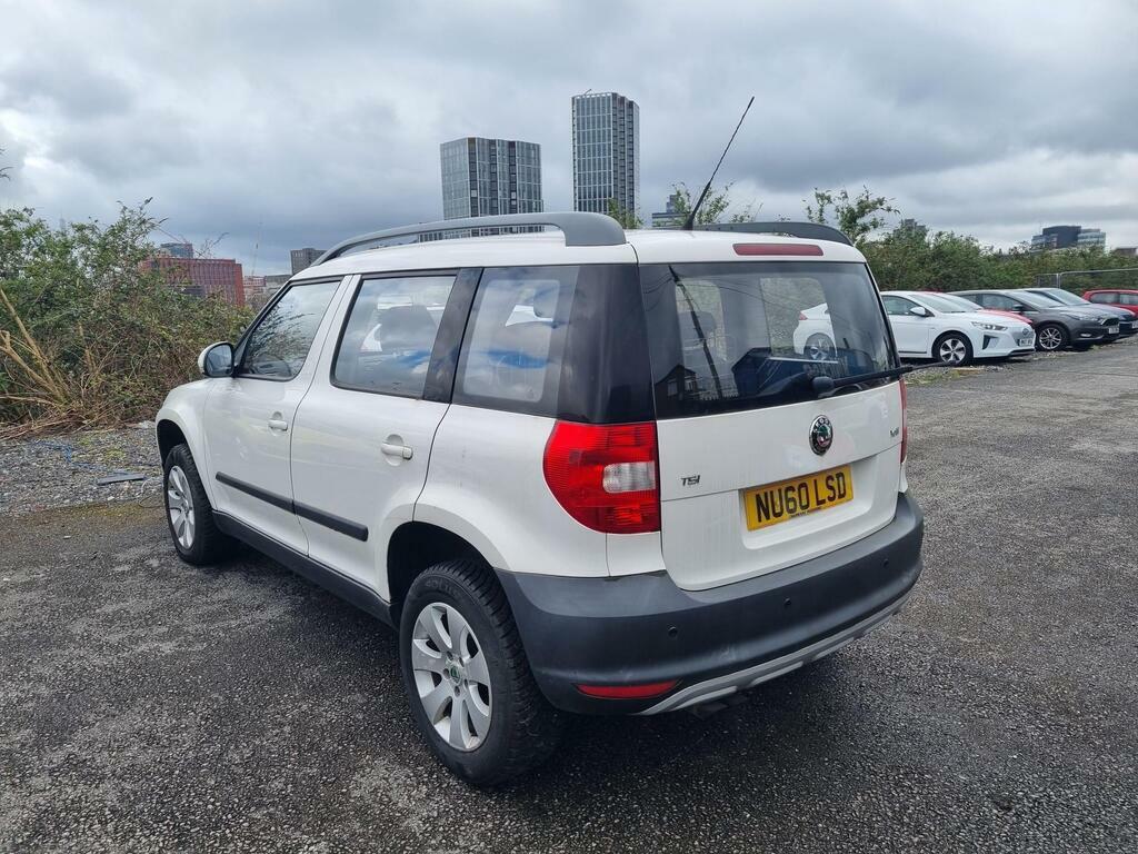Skoda Yeti 1.4 Tsi S Euro 5 NU60LSD White #4