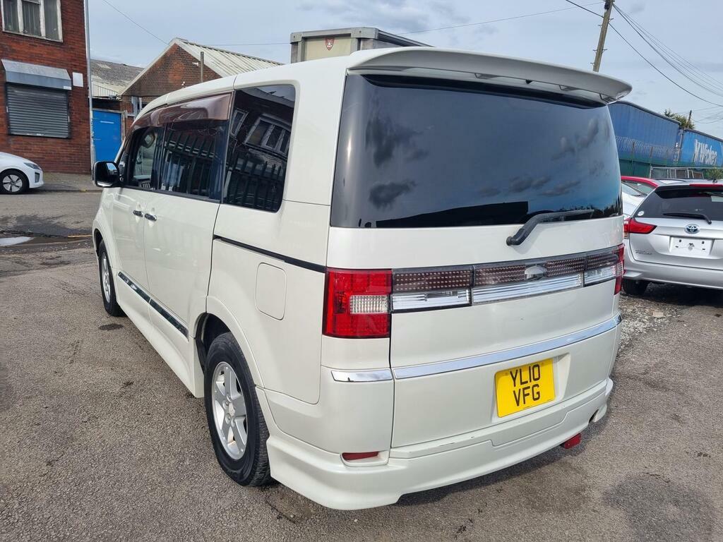 Mitsubishi Delica 8 Seater Ulez Low Miles 2.4 White #2