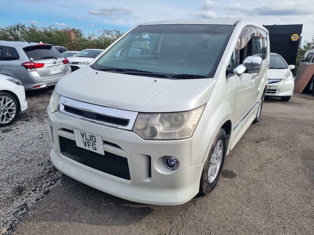 Mitsubishi Delica 8 Seater Ulez Low Miles 2.4 White #5