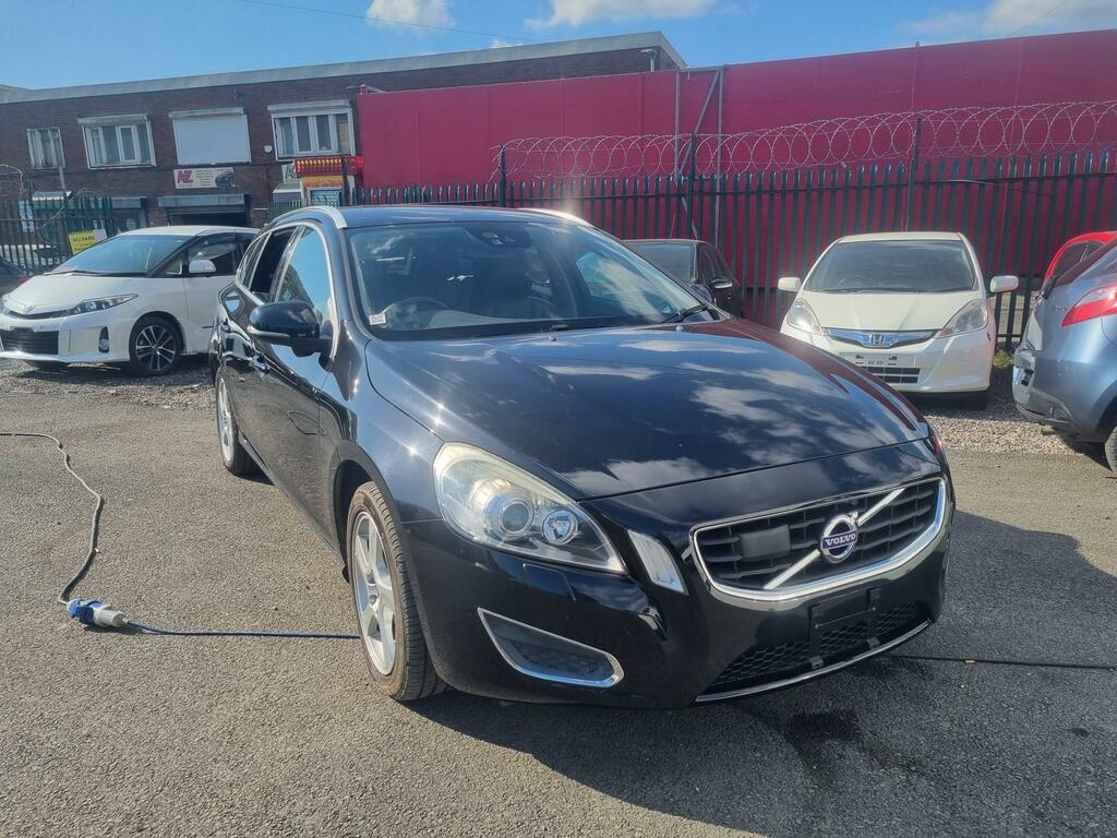 Volvo V60 1.6 T3 Se Nav Powershift Euro 5 Black #3