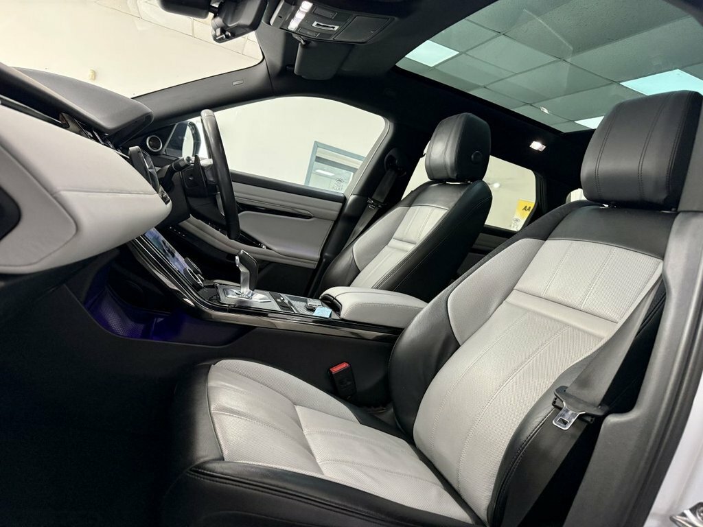 Land Rover Range Rover Evoque 2019 2.0 D180 First Edition Suv 4W OV69LRU White #3