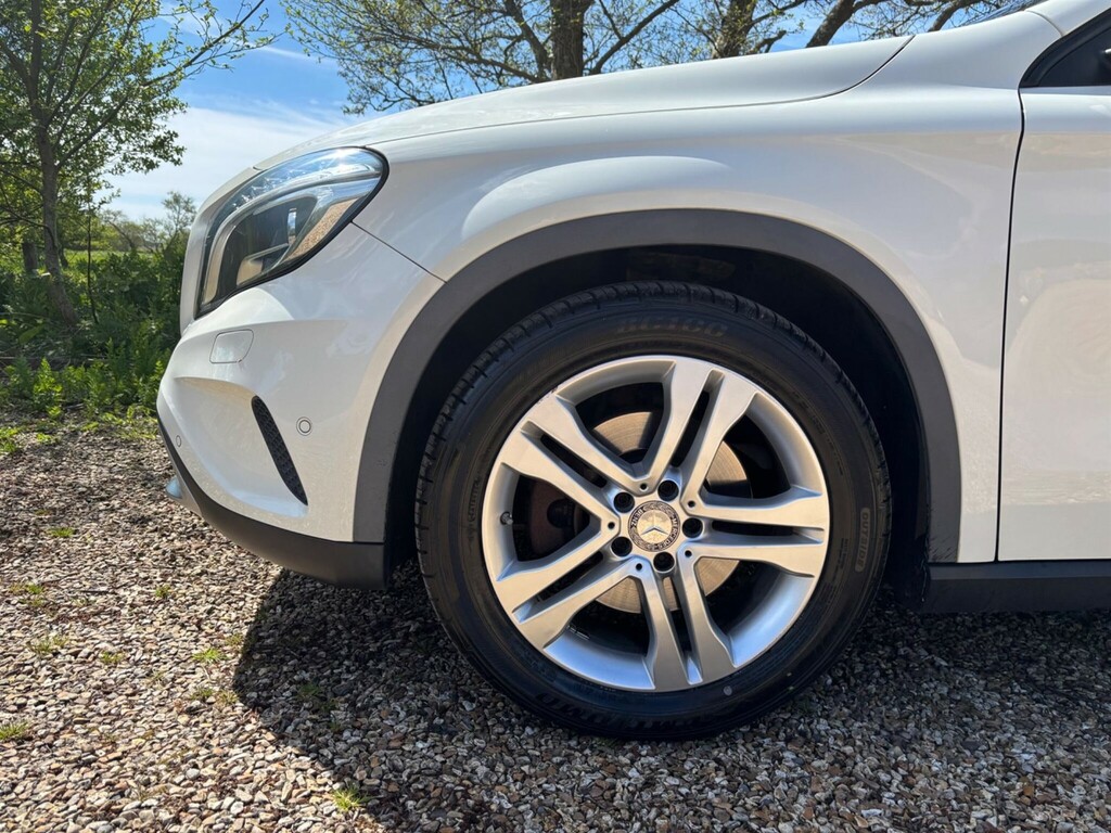 Mercedes-Benz GLA Class 2.0 Se 7G-dct 4Matic Euro 6 Ss White #3