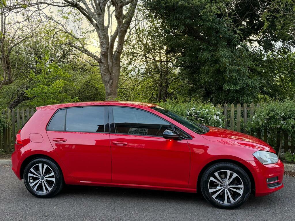 Volkswagen Golf 2.0 Tdi Bluemotion Tech Se Euro 5 S S Red
