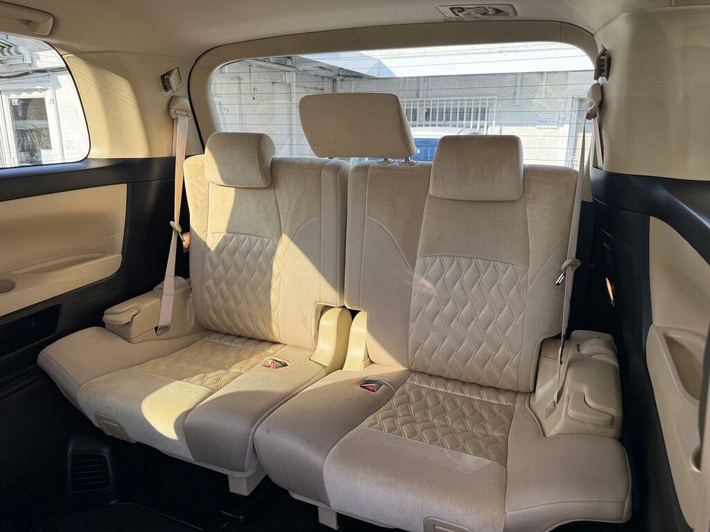 Toyota Vellfire Mpv White #13