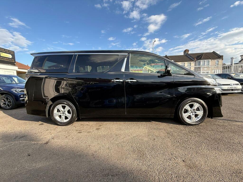 Toyota Vellfire Mpv White #8