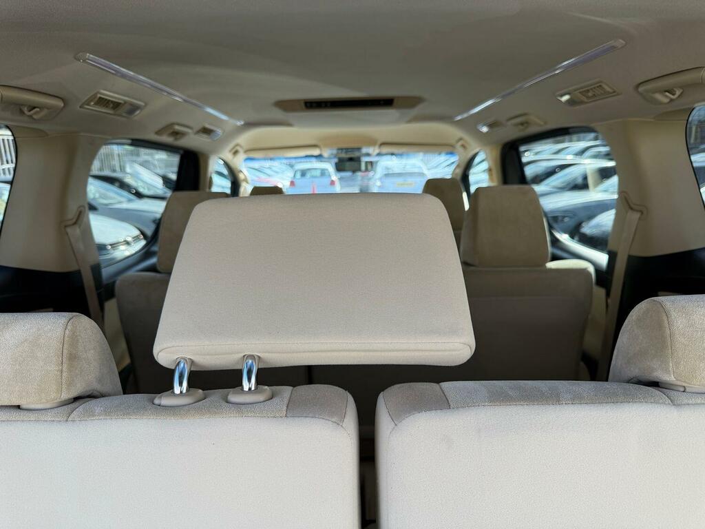 Toyota Vellfire Mpv White #15