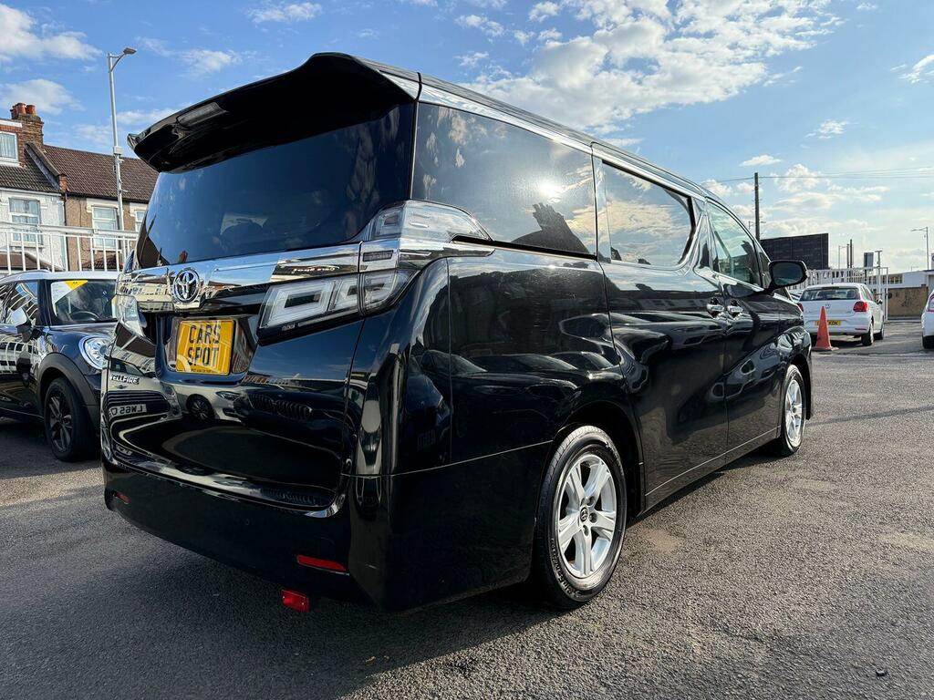 Toyota Vellfire Mpv White #5