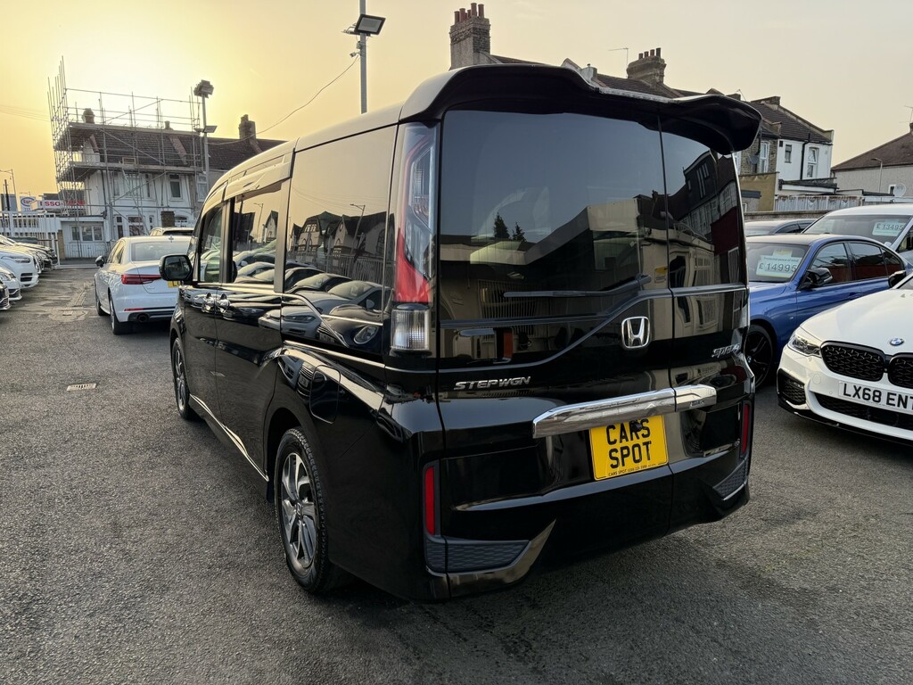 Honda StepWagon Mpv Spada Sensing 8 Seats Fresh Import Verified Mi Black #4