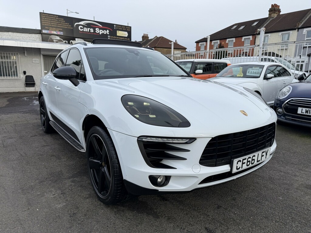 Porsche Macan Suv 2.0 T 2016 CF66LFY White #2
