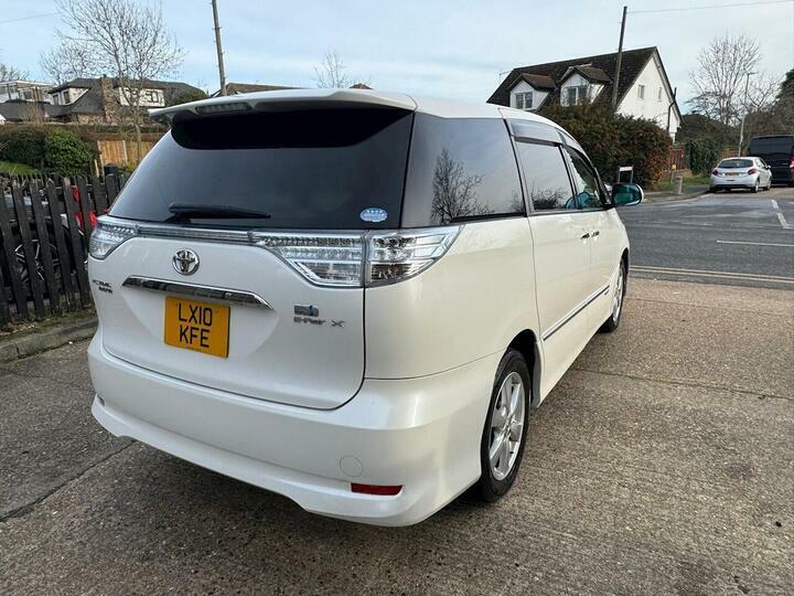 Toyota Estima 2.4 2Wd 7 Seater White #2