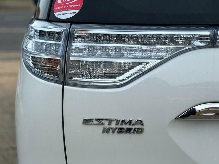 Toyota Estima 2.4 2Wd 7 Seater White #20