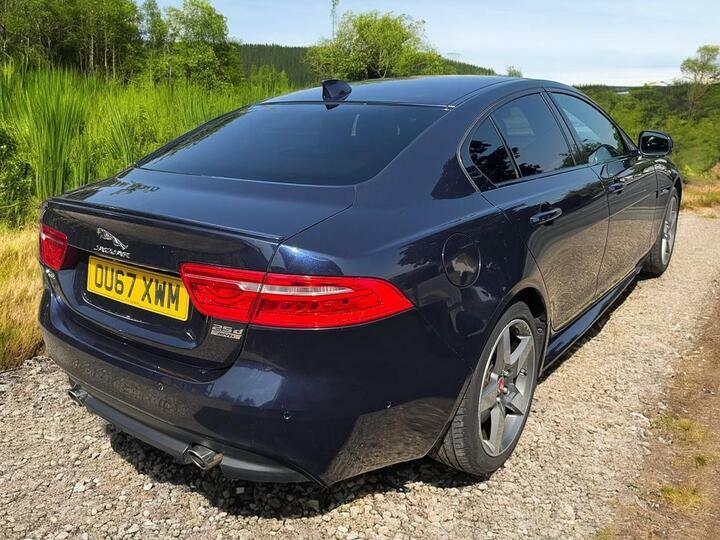 Jaguar XE 2.0D R-sport Saloon Awd Euro 6 S OU67XWM Blue #2