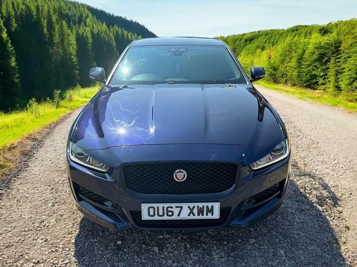 Jaguar XE 2.0D R-sport Saloon Awd Euro 6 S Blue