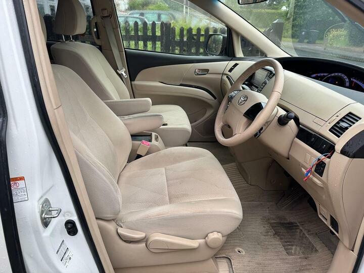 Toyota Estima Aeras 2.4 Mpv 7 Seats White #3