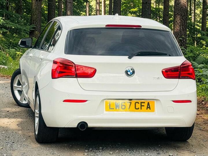 BMW 1 Series 1.5 118I Se Hatchback Euro 6 Ss LW67CFA White #6