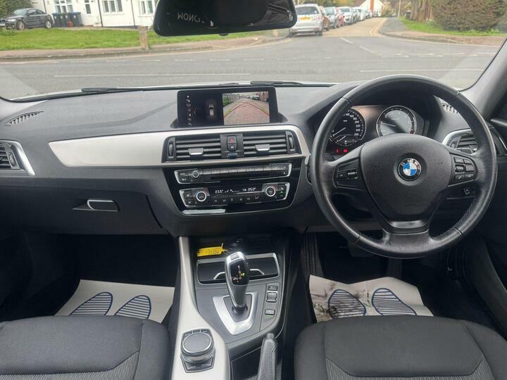 BMW 1 Series 1.5 118I Se Hatchback Euro 6 Ss LW67CFA White #2