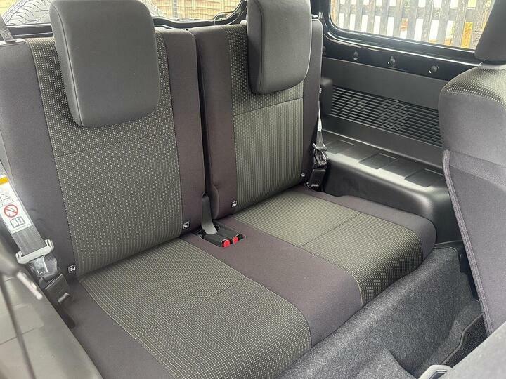 Suzuki Jimny Seira Estate 1.5 Black #5