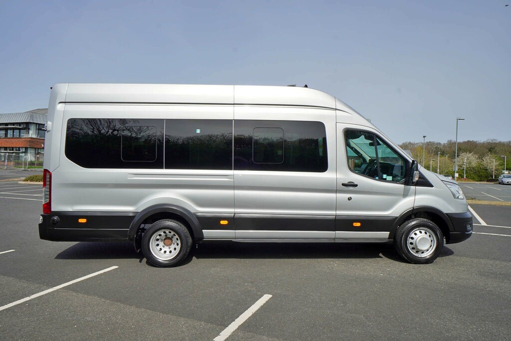 Ford Transit Custom 460 Leader Ecoblue 17 Seat Air Con HV22UJL Silver #3
