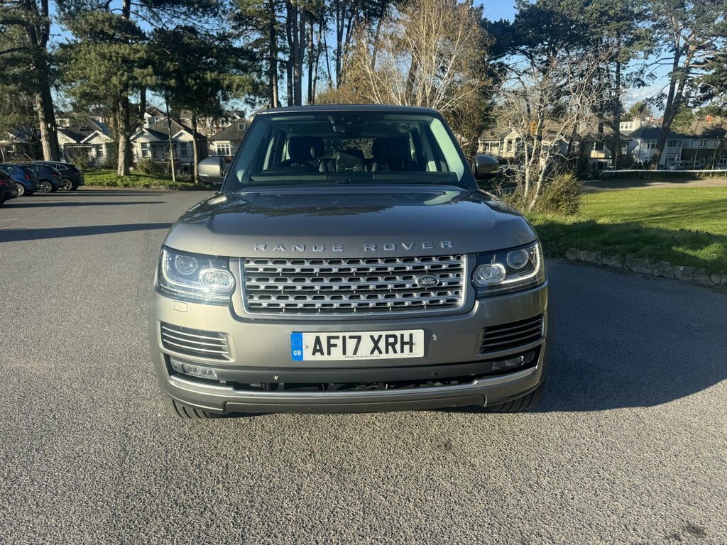Land Rover Range Rover 3L Vogue AF17XRH Silver #4